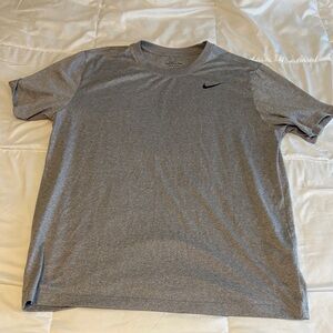 Nike Men’s Short-Sleeve Athletic Tee - Gray with Black Swoosh SIZE LARGE